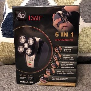 Men’s Razor - 5 in 1 Grooming Kit — BRAND NEW